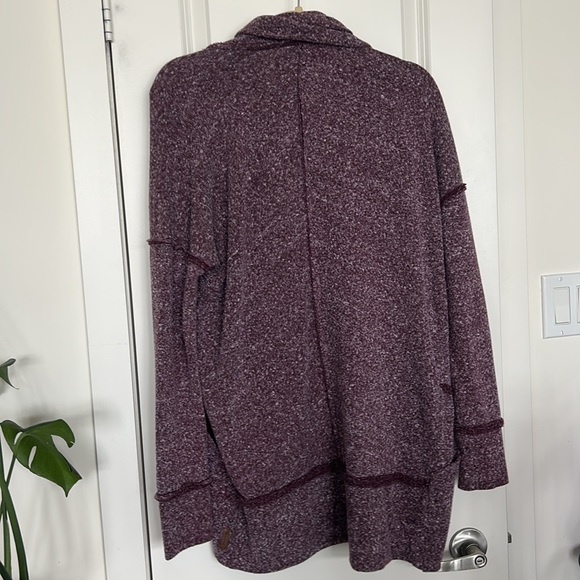 Cardigan - Picture 3 of 4